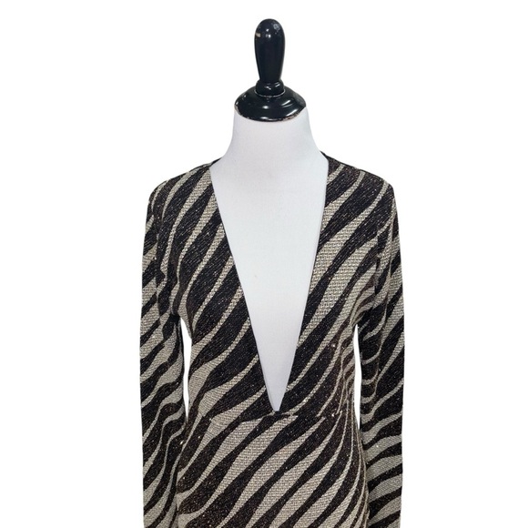 VIOLA Women's L Large Bodycon Dress Sparkles Metallic Thread Deep V-Neckline - Picture 6 of 11